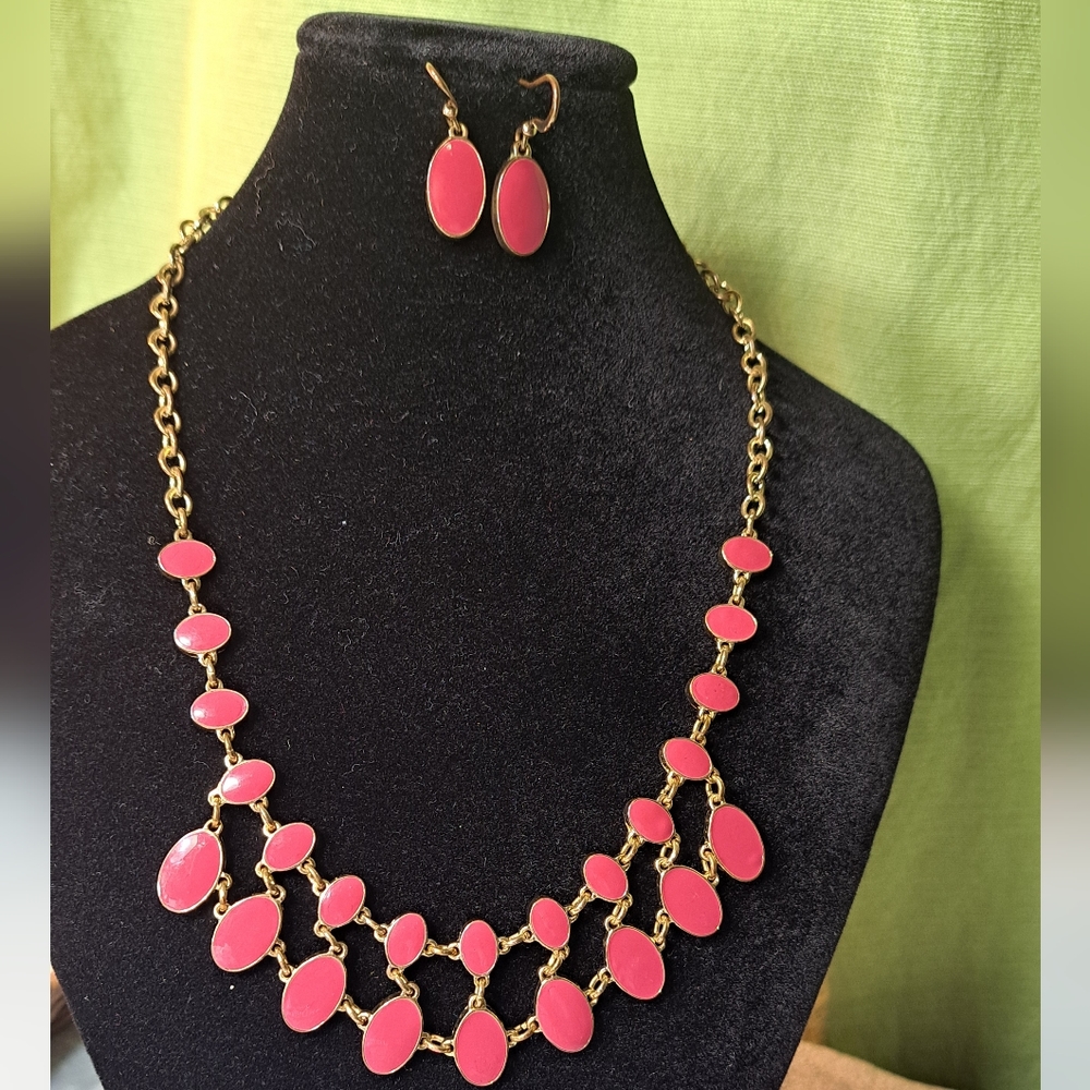 Reversible Necklace and Small Earrings Set Cream and Old Pink
